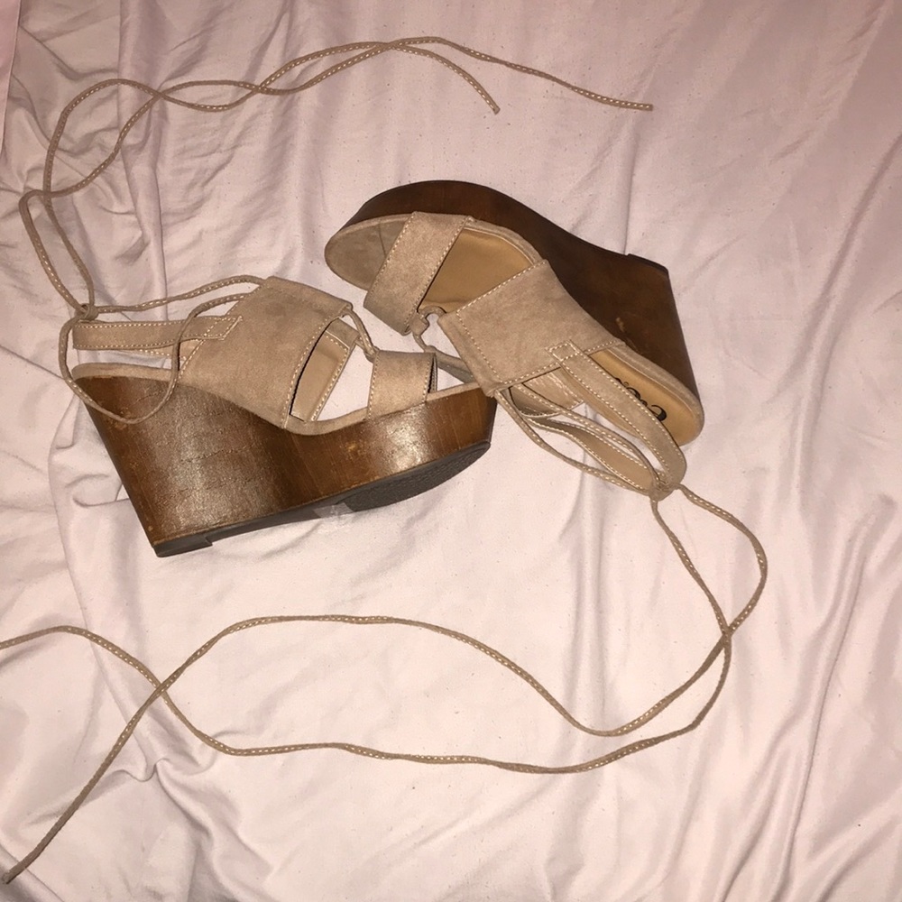 lace up heels :)